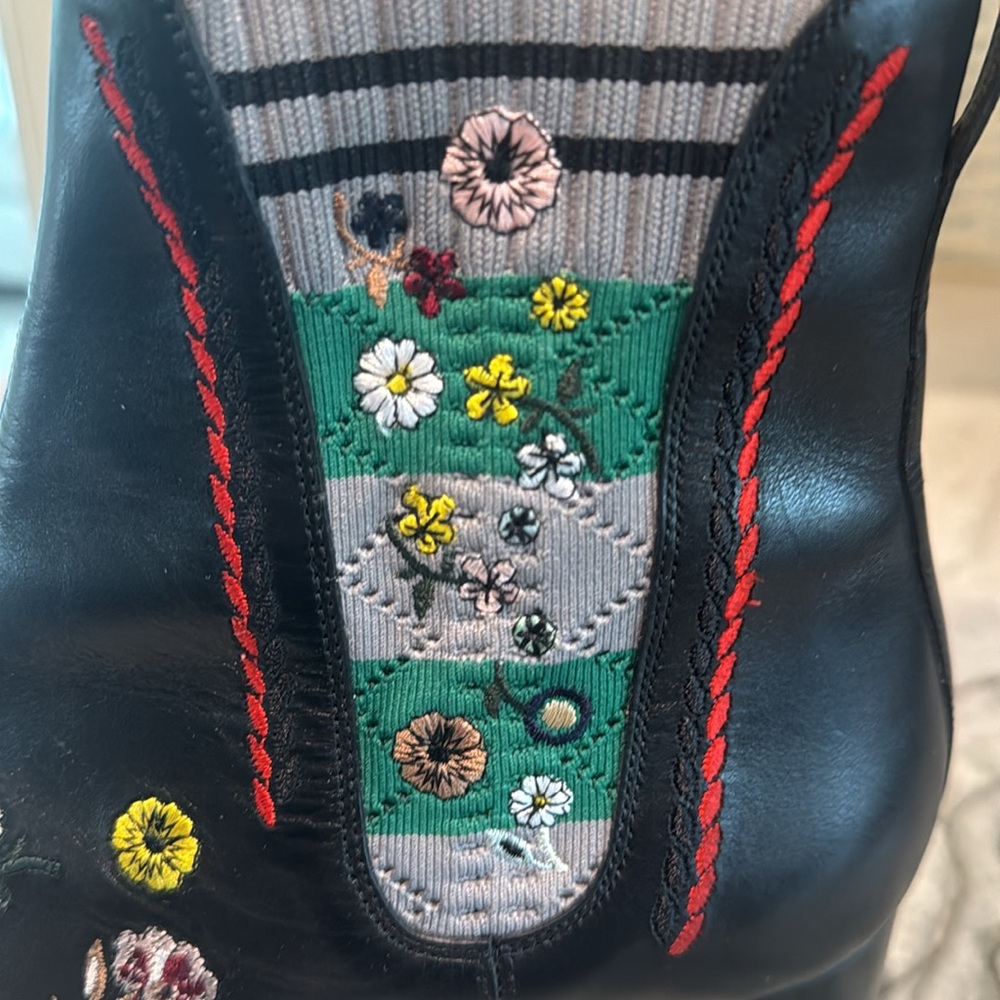 Fendi Boots - Picture 5 of 11